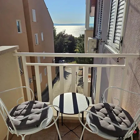 Apartment Marevic *